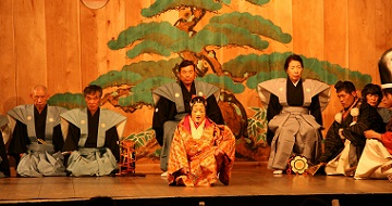 Daizen Shrine Takigi (bonfire) Noh and Sagiryu Kyogen Performances