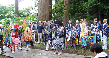 Akadomari Festival(Oto Matsuri Festival)